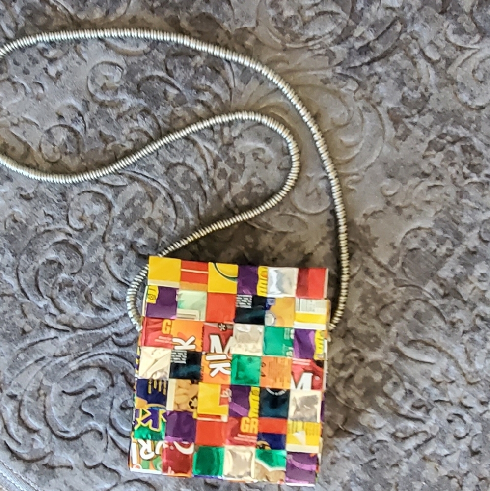Handwoven Recycled Patchwork Crossbody Bag in Multicolor - Picture 5 of 13